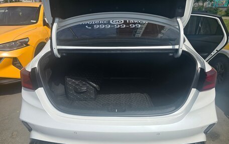 KIA Cerato IV, 2022 год, 1 900 000 рублей, 10 фотография