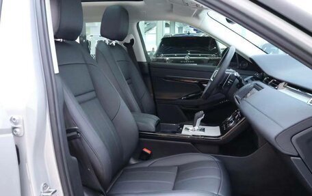 Land Rover Range Rover Evoque II, 2022 год, 4 899 000 рублей, 11 фотография
