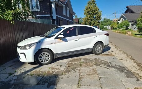 KIA Rio IV, 2017 год, 650 000 рублей, 3 фотография