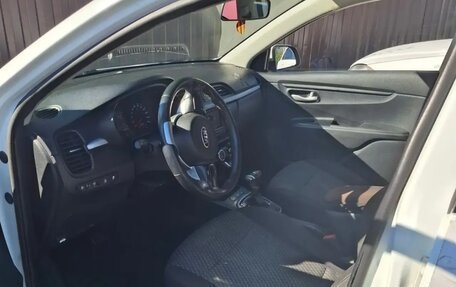 KIA Rio IV, 2017 год, 650 000 рублей, 7 фотография