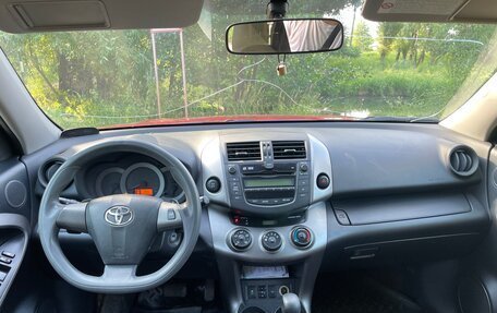 Toyota RAV4, 2010 год, 1 199 999 рублей, 13 фотография
