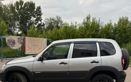 Chevrolet Niva I рестайлинг, 2016 год, 730 000 рублей, 7 фотография