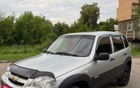 Chevrolet Niva I рестайлинг, 2016 год, 730 000 рублей, 8 фотография