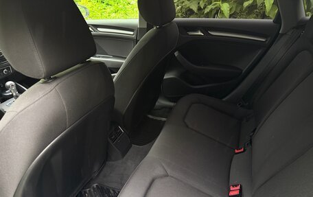 Audi A3, 2018 год, 2 300 000 рублей, 10 фотография