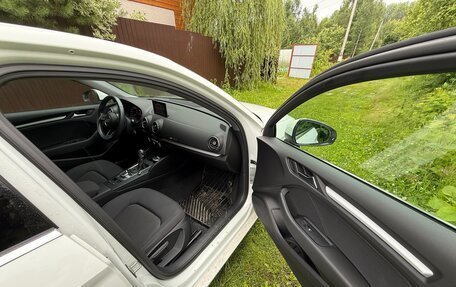 Audi A3, 2018 год, 2 300 000 рублей, 13 фотография