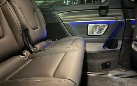 Mercedes-Benz V-Класс, 2026 год, 14 370 000 рублей, 36 фотография
