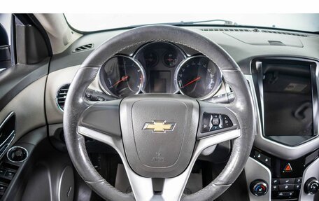 Chevrolet Cruze II, 2010 год, 619 000 рублей, 14 фотография