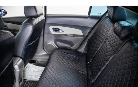 Chevrolet Cruze II, 2010 год, 619 000 рублей, 8 фотография