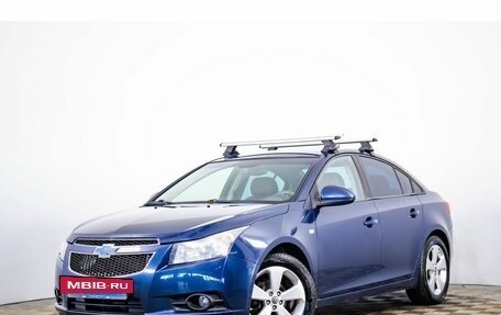 Chevrolet Cruze II, 2010 год, 619 000 рублей, 3 фотография