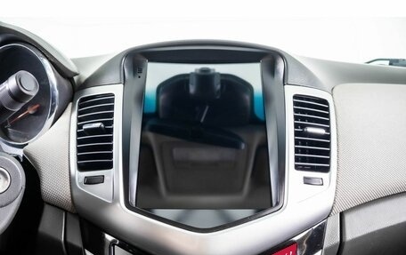 Chevrolet Cruze II, 2010 год, 619 000 рублей, 16 фотография