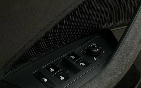 Volkswagen Tiguan, 2024 год, 4 298 500 рублей, 26 фотография