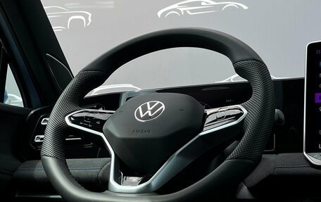 Volkswagen Tiguan, 2024 год, 4 298 500 рублей, 27 фотография