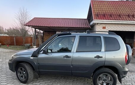 Chevrolet Niva I рестайлинг, 2020 год, 950 000 рублей, 7 фотография