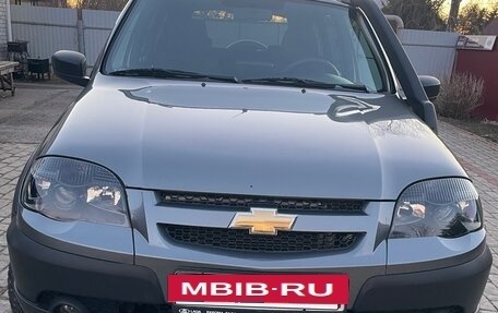 Chevrolet Niva I рестайлинг, 2020 год, 950 000 рублей, 9 фотография