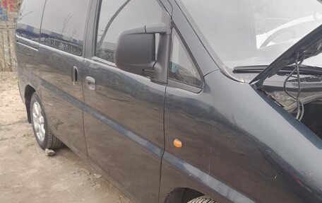 Hyundai H-1 II рестайлинг, 1998 год, 250 000 рублей, 4 фотография