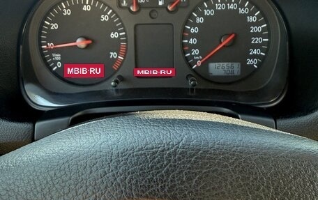 Volkswagen Bora, 2004 год, 600 000 рублей, 7 фотография