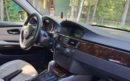 BMW 3 серия, 2011 год, 950 000 рублей, 8 фотография