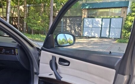 BMW 3 серия, 2011 год, 950 000 рублей, 11 фотография