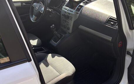 Opel Zafira B, 2013 год, 750 000 рублей, 9 фотография