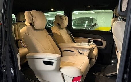Mercedes-Benz V-Класс, 2025 год, 14 360 000 рублей, 28 фотография