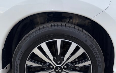 Mitsubishi Outlander III рестайлинг 3, 2022 год, 2 850 000 рублей, 14 фотография