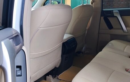 Toyota Land Cruiser Prado 150 рестайлинг 2, 2021 год, 5 050 000 рублей, 3 фотография