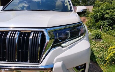Toyota Land Cruiser Prado 150 рестайлинг 2, 2021 год, 5 050 000 рублей, 13 фотография