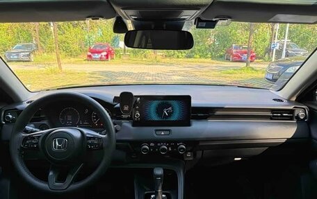 Honda Vezel, 2023 год, 1 850 000 рублей, 11 фотография