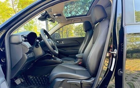 Honda Vezel, 2023 год, 1 850 000 рублей, 9 фотография