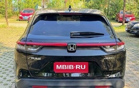 Honda Vezel, 2023 год, 1 850 000 рублей, 6 фотография