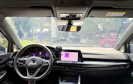 Volkswagen Golf VIII, 2023 год, 2 226 000 рублей, 8 фотография