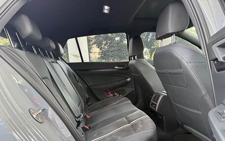Volkswagen Golf VIII, 2023 год, 2 226 000 рублей, 12 фотография