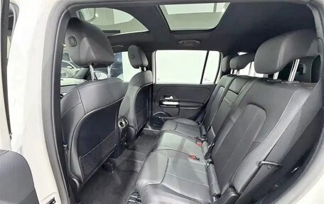 Mercedes-Benz GLB, 2022 год, 2 700 000 рублей, 9 фотография