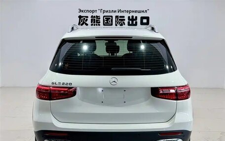 Mercedes-Benz GLB, 2022 год, 2 700 000 рублей, 11 фотография