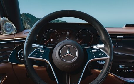 Mercedes-Benz S-Класс, 2026 год, 48 000 000 рублей, 8 фотография