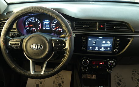 KIA Rio IV, 2018 год, 1 399 000 рублей, 11 фотография