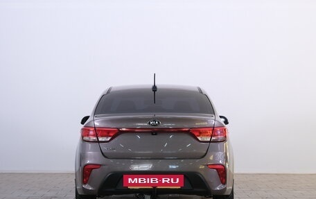 KIA Rio IV, 2018 год, 1 399 000 рублей, 6 фотография
