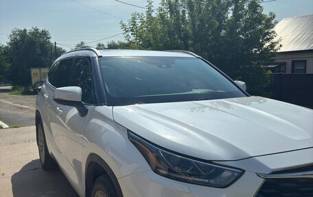 Toyota Highlander, 2020 год, 5 300 000 рублей, 6 фотография
