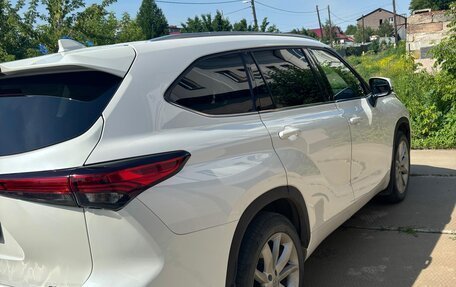Toyota Highlander, 2020 год, 5 300 000 рублей, 7 фотография