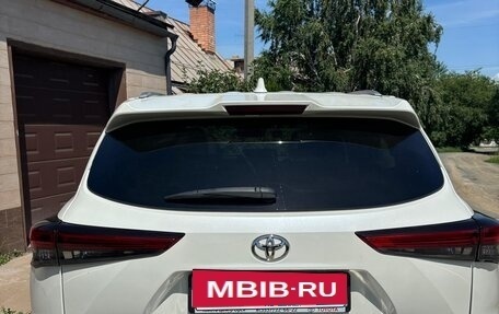 Toyota Highlander, 2020 год, 5 300 000 рублей, 10 фотография