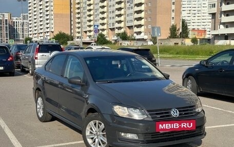 Volkswagen Polo VI (EU Market), 2018 год, 700 000 рублей, 4 фотография