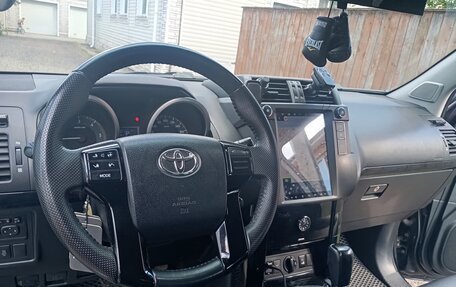 Toyota Land Cruiser Prado 150 рестайлинг 2, 2015 год, 2 800 000 рублей, 2 фотография