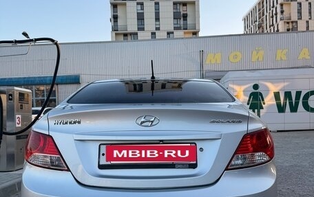 Hyundai Solaris II рестайлинг, 2011 год, 865 000 рублей, 10 фотография