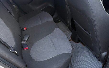 Hyundai Solaris II рестайлинг, 2011 год, 865 000 рублей, 20 фотография