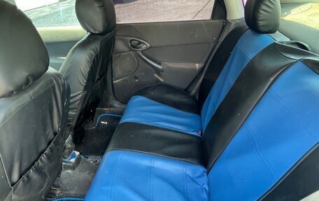 Ford Focus IV, 2001 год, 137 000 рублей, 7 фотография
