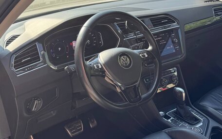Volkswagen Tiguan II, 2020 год, 2 800 000 рублей, 9 фотография