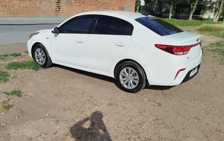 KIA Rio IV, 2018 год, 1 140 000 рублей, 12 фотография
