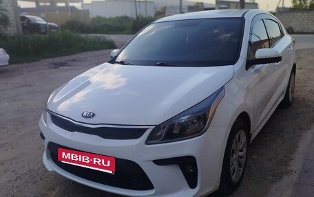 KIA Rio IV, 2018 год, 1 140 000 рублей, 3 фотография