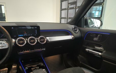 Mercedes-Benz GLB, 2021 год, 3 950 000 рублей, 27 фотография