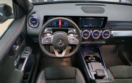 Mercedes-Benz GLB, 2021 год, 3 950 000 рублей, 23 фотография